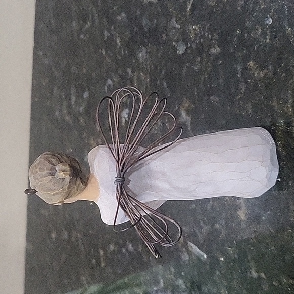 2014 Willow Tree Ornament, DATED 2014 DISCONTINUED - Picture 4 of 5